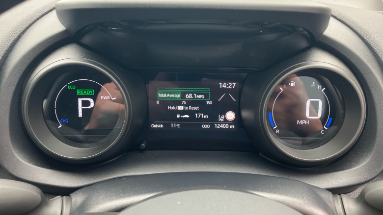 Toyota Yaris 1.5 Hybrid Design 5dr CVT Hybrid Hatchback